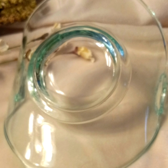 1929 Lancaster 924 Light Green Dish Octagon Shaped with Up Turned Scroll Handles - Picture 5 of 6